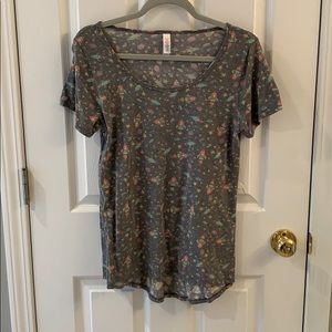 Lularoe T-shirt